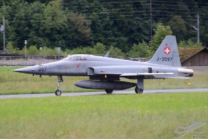 d7t_7576