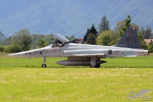 d7t_8647