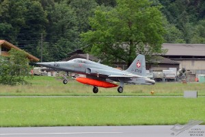 d7t_9174