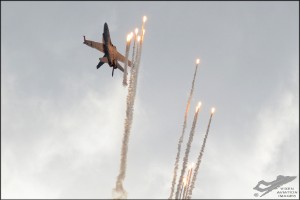d7t_7637a