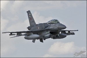 D71_8890