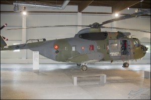 D75_2144