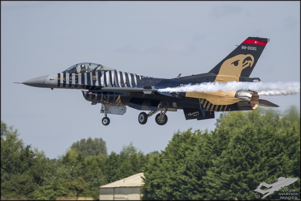 F-16C Fighting Falcon - Solo Turk 