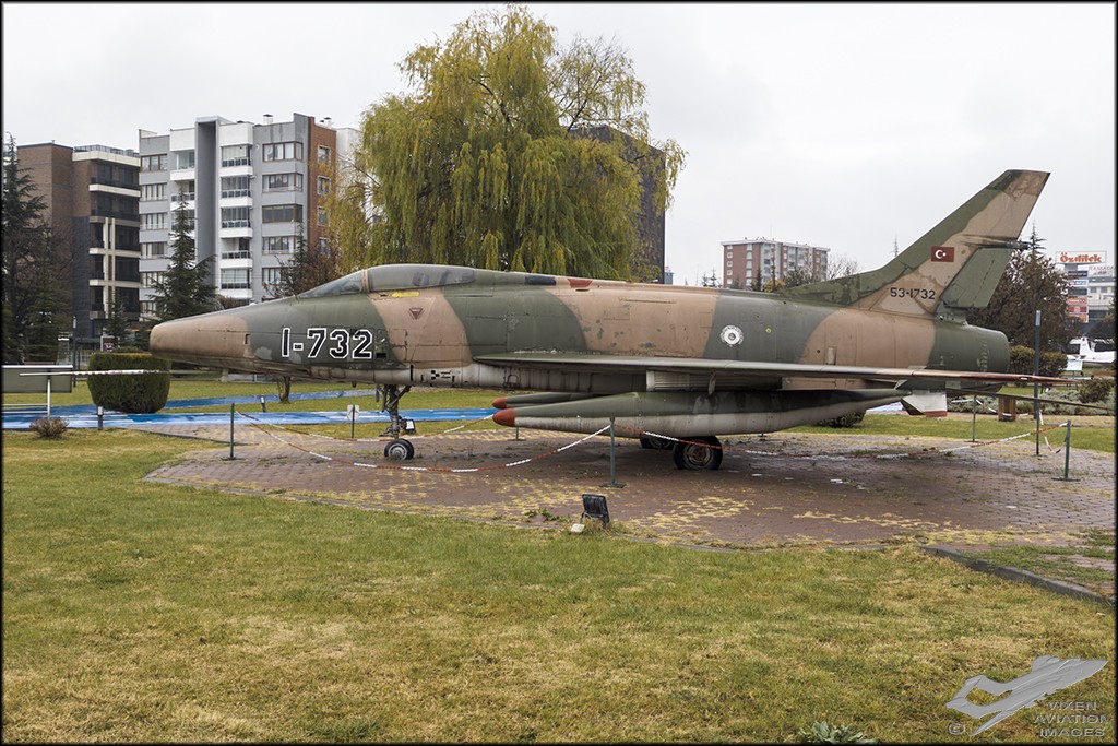 F100C Super Sabre 