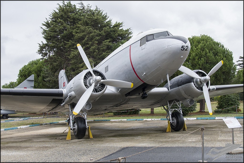 Douglas C-47A Skytrain 