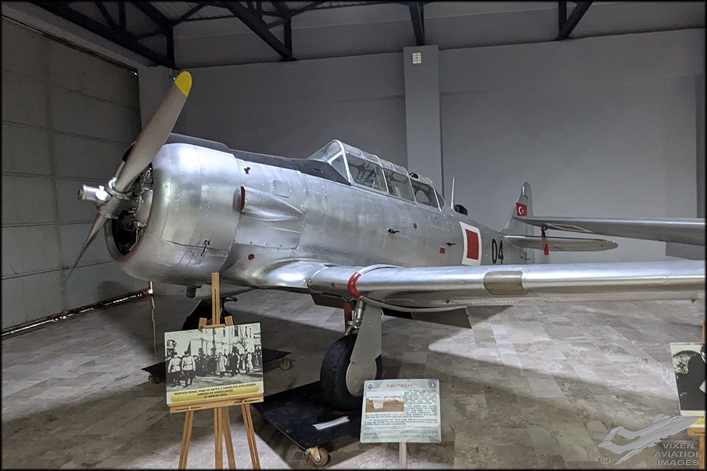 North American T-6G Texan 